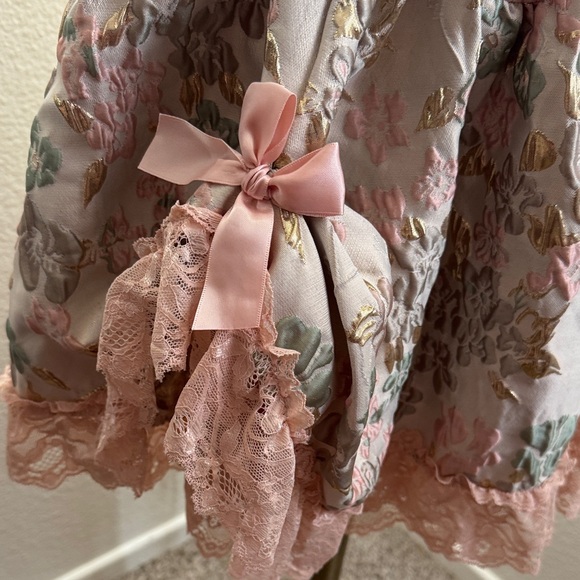 Sugar Thrillz Pink Floral Lace Blouse - Picture 5 of 8